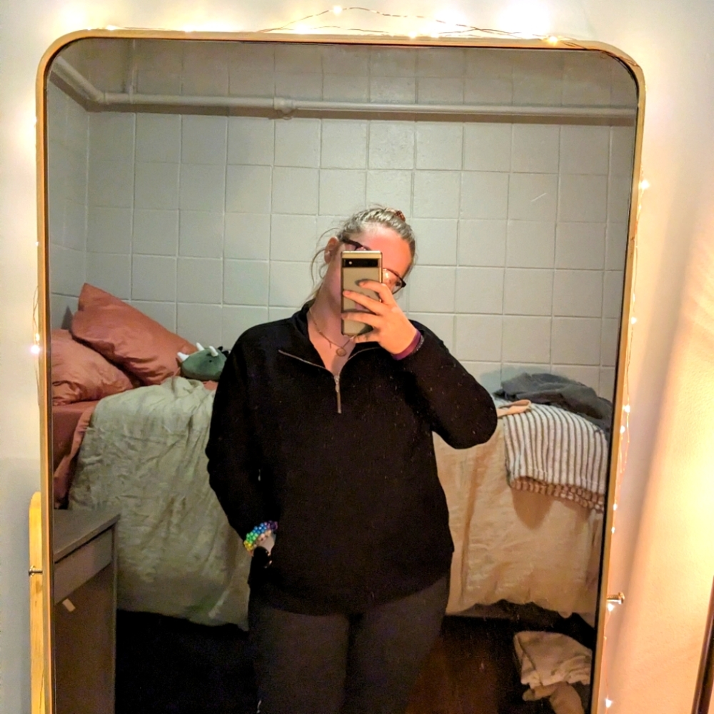 Large Old Navy quarter zip